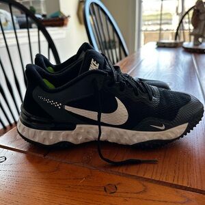 Nike Men’s Turf Shoes